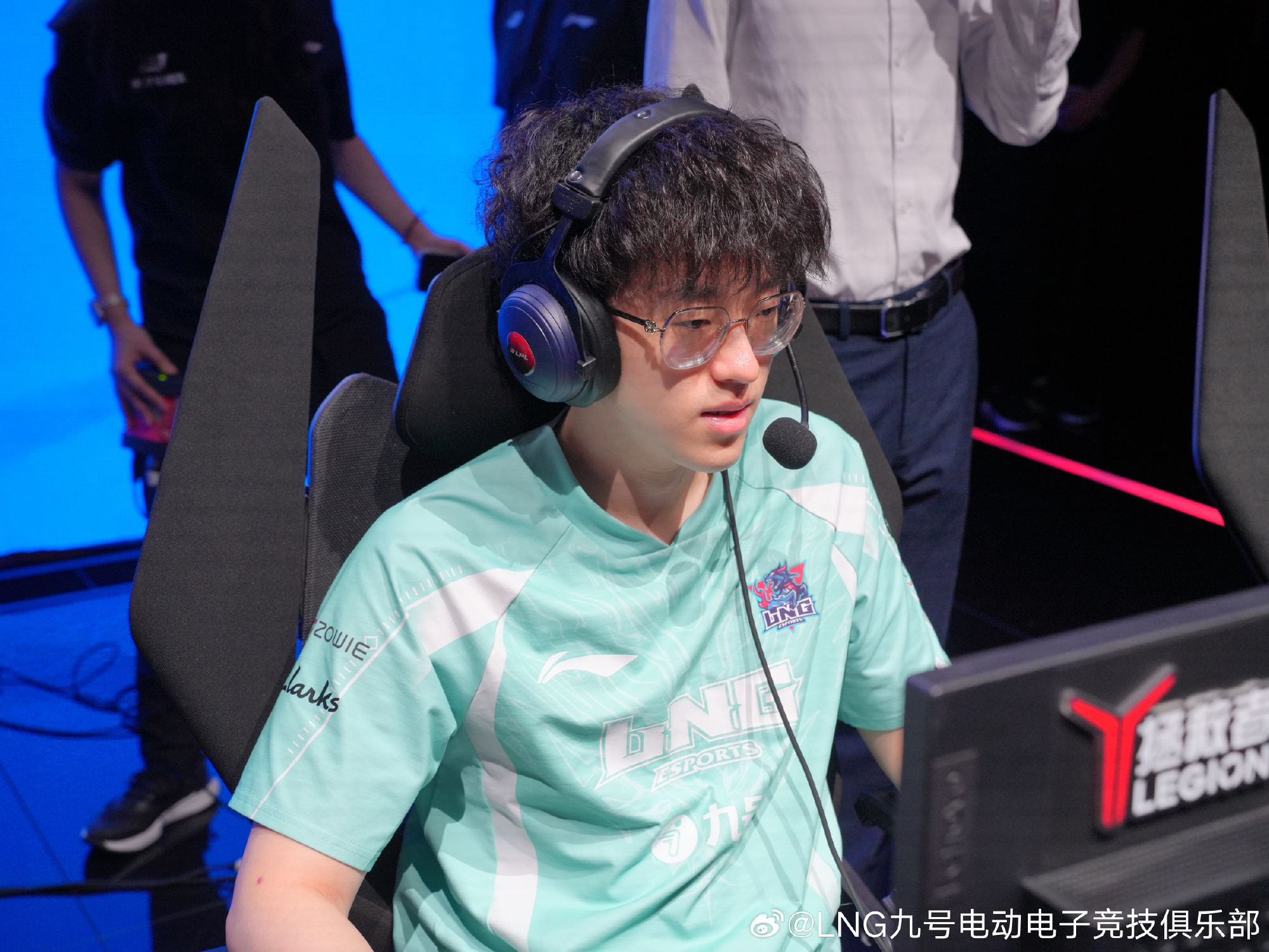 Scout永恩单杀Yagao卢锡安，LNG2-1击败JDG