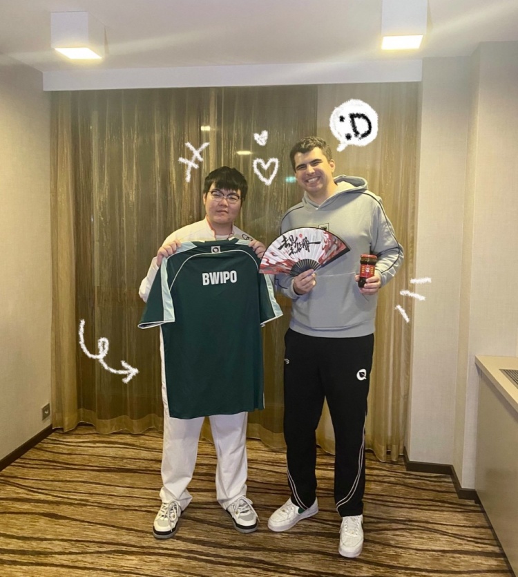 地端全方位解决方案及Z890与X870系列主板TOP新锐技术的AI技嘉科技发布搭载AI
