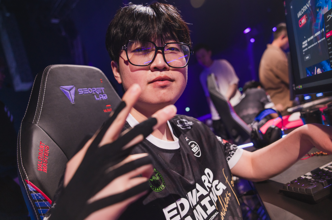 2-0击败TL拿到开门红VCT：康康存钱局四杀带队翻盘，EDG