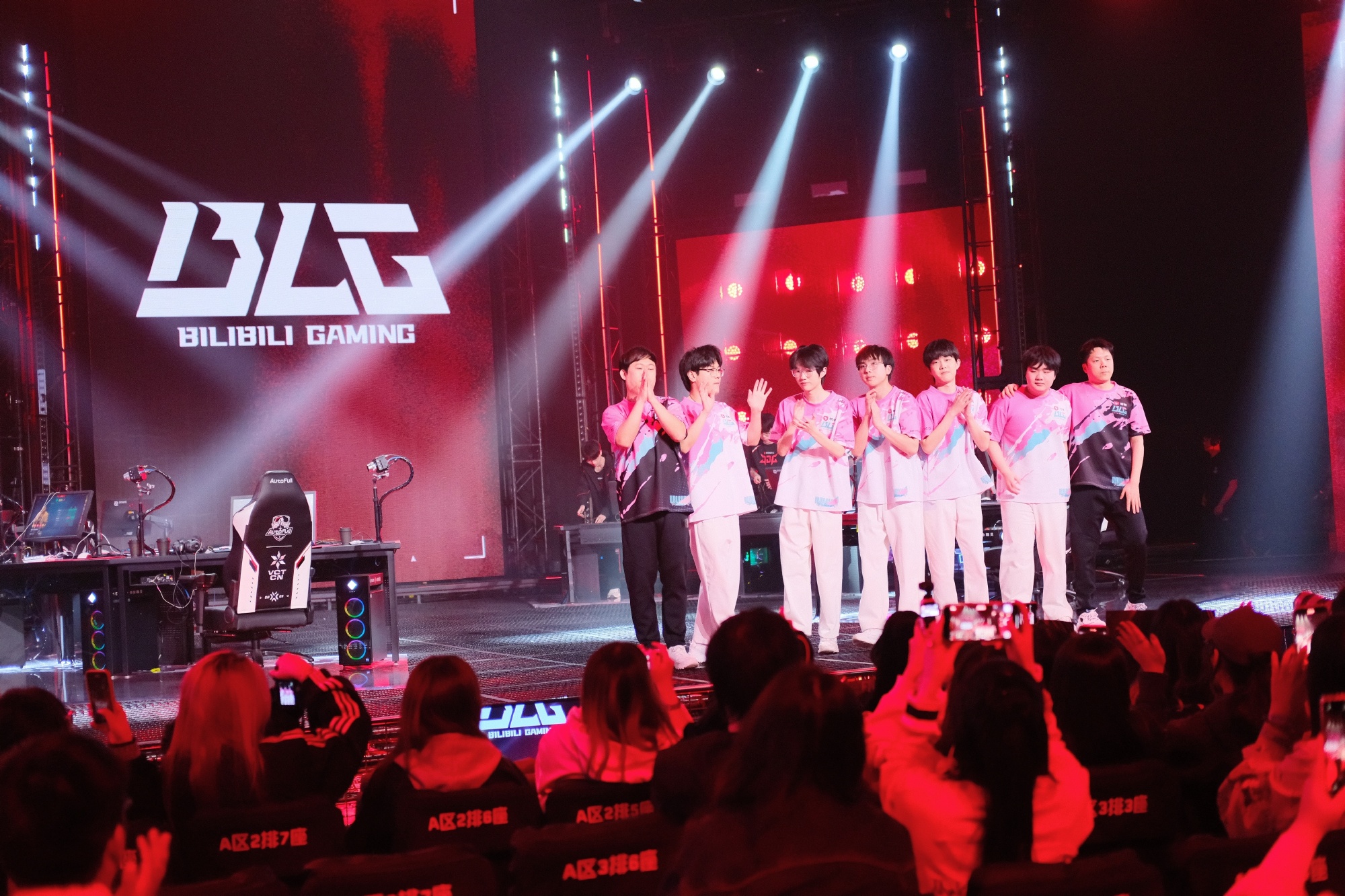 Omega组季后赛名额全部产生，Alpha组出线形势“混乱”