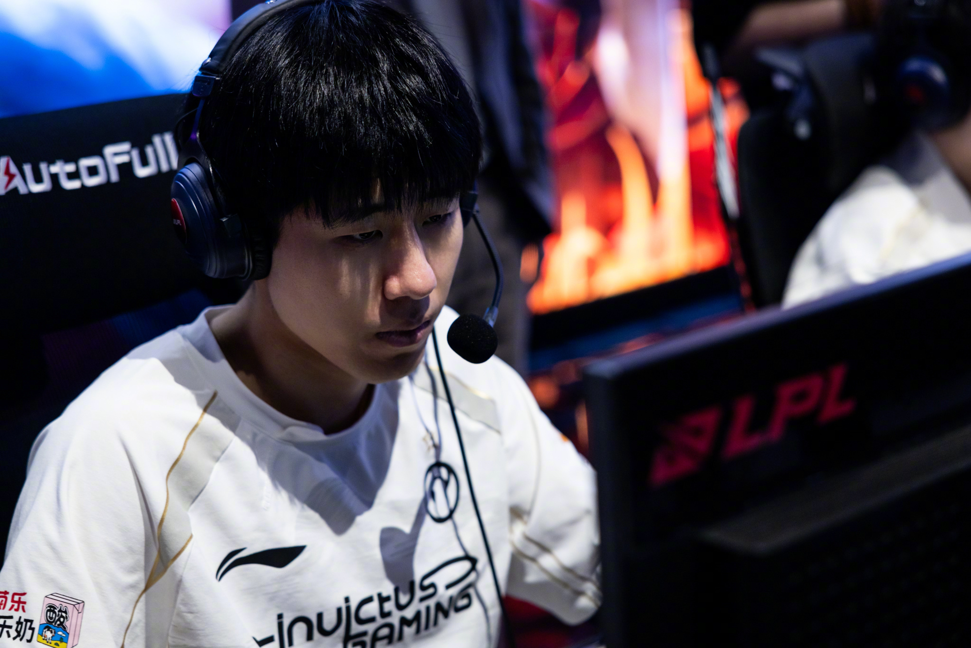 3-0横扫WE晋级败者组决赛老将经验碾压黑马之路，IG