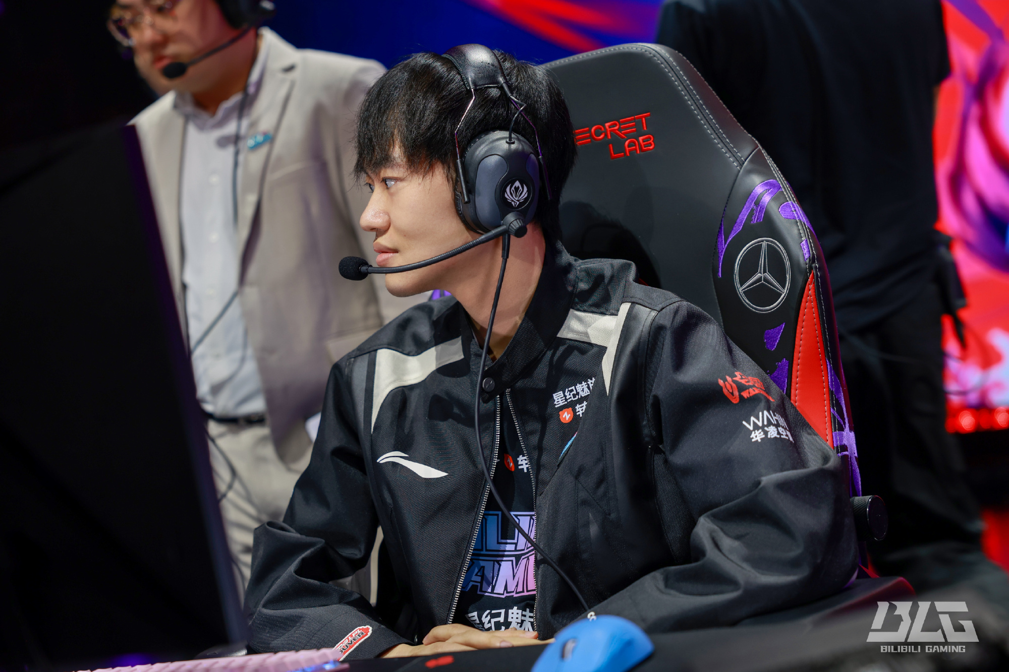 Knight加里奥决胜局单杀制胜，BLG鏖战五局击败FLY