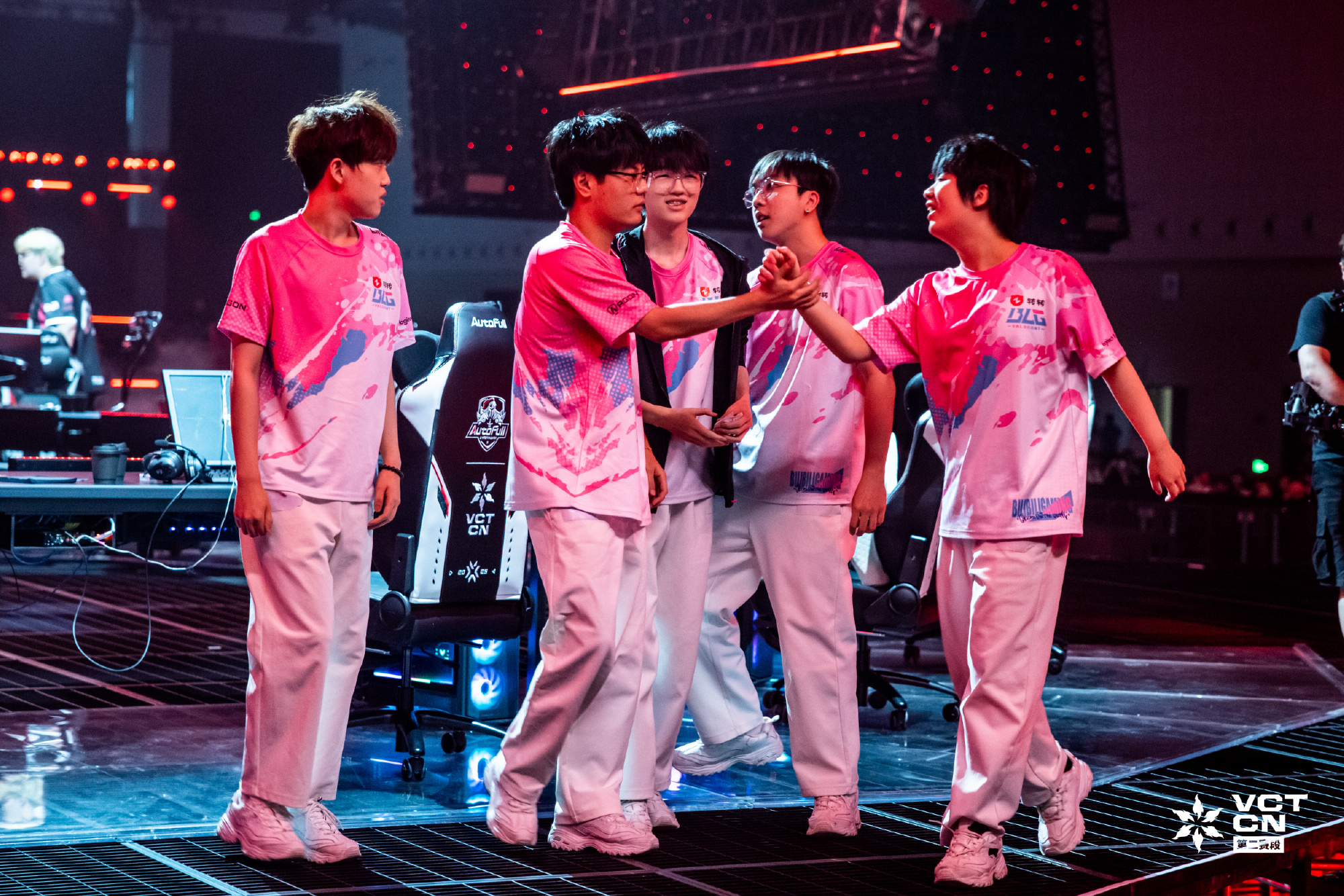 3-1淘汰EDG闯入决赛nephh顶级发挥稳如定海神针，BLG