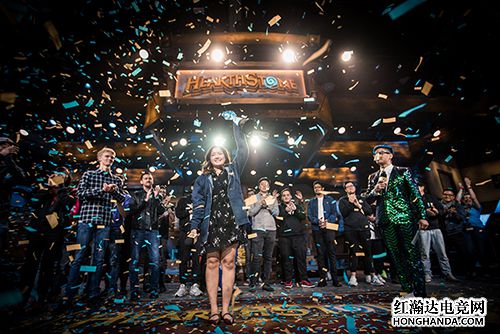 炉石传说中国选手获得全球总决赛冠军